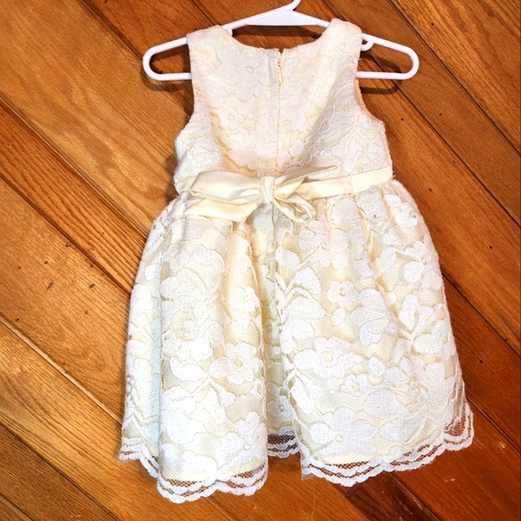 American Princess 24 month baby girl beaded flower dress - Picture 8 of 13